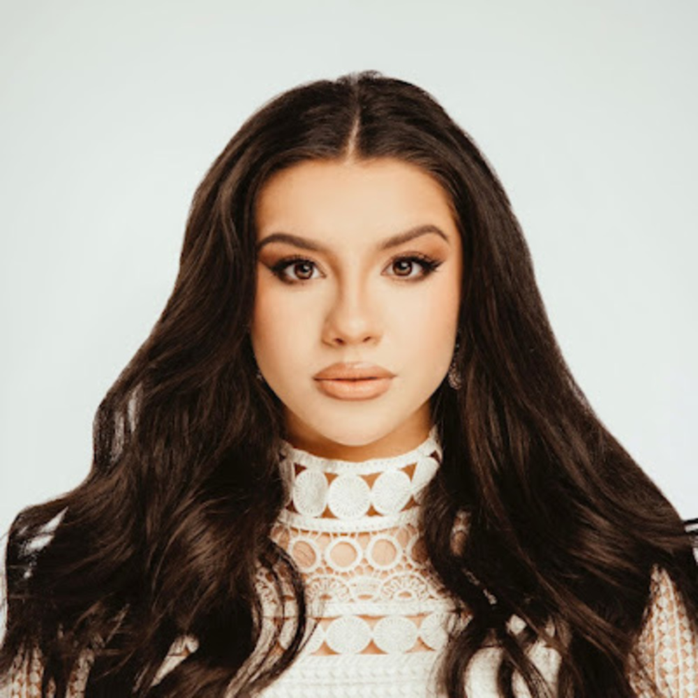 Meet your Posher, Kelsey